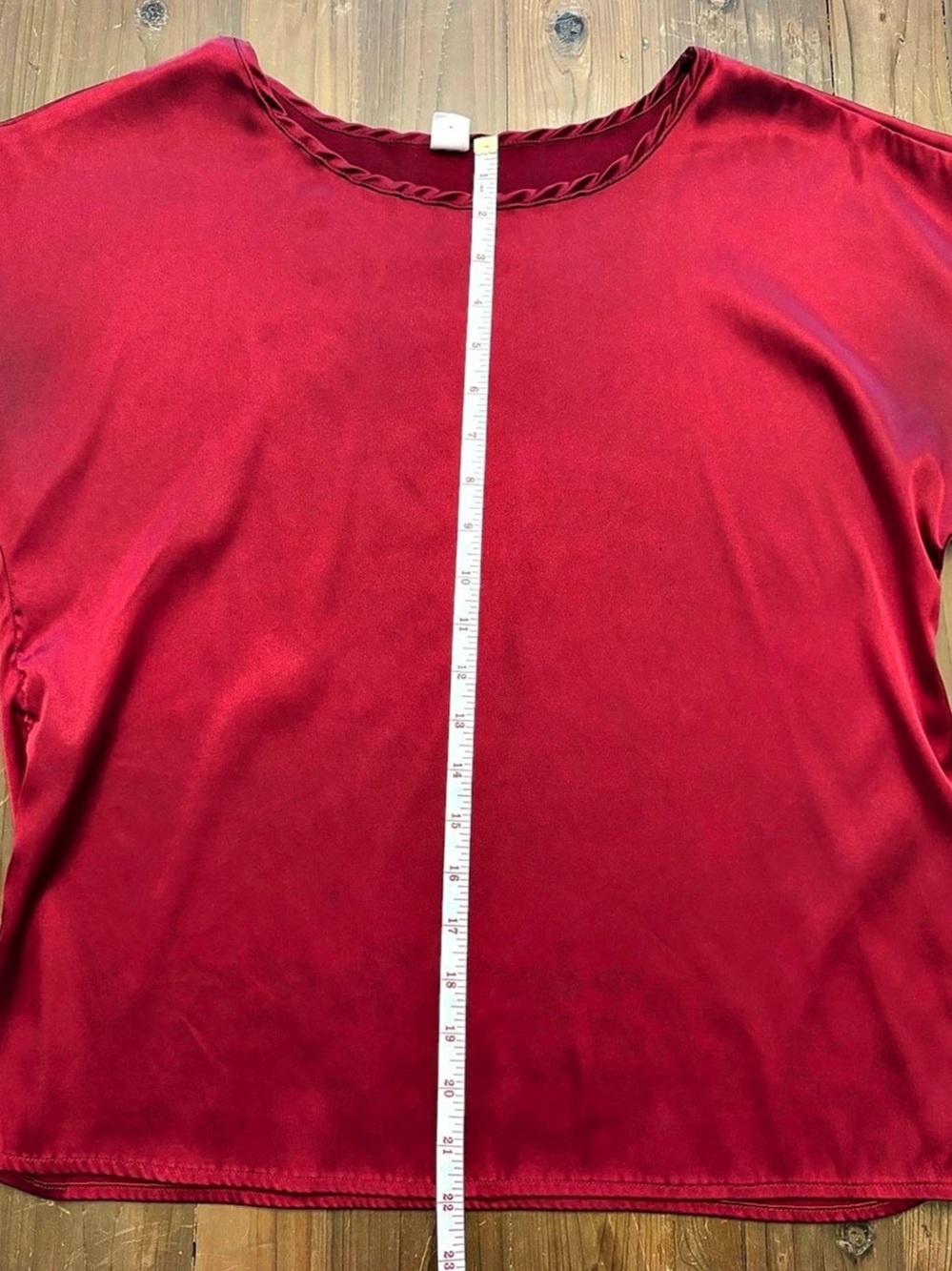 H&M Ruby Red Satin Cuffed Dolman Cap Sleeve Blouse Top M EUC - Picture 6 of 6